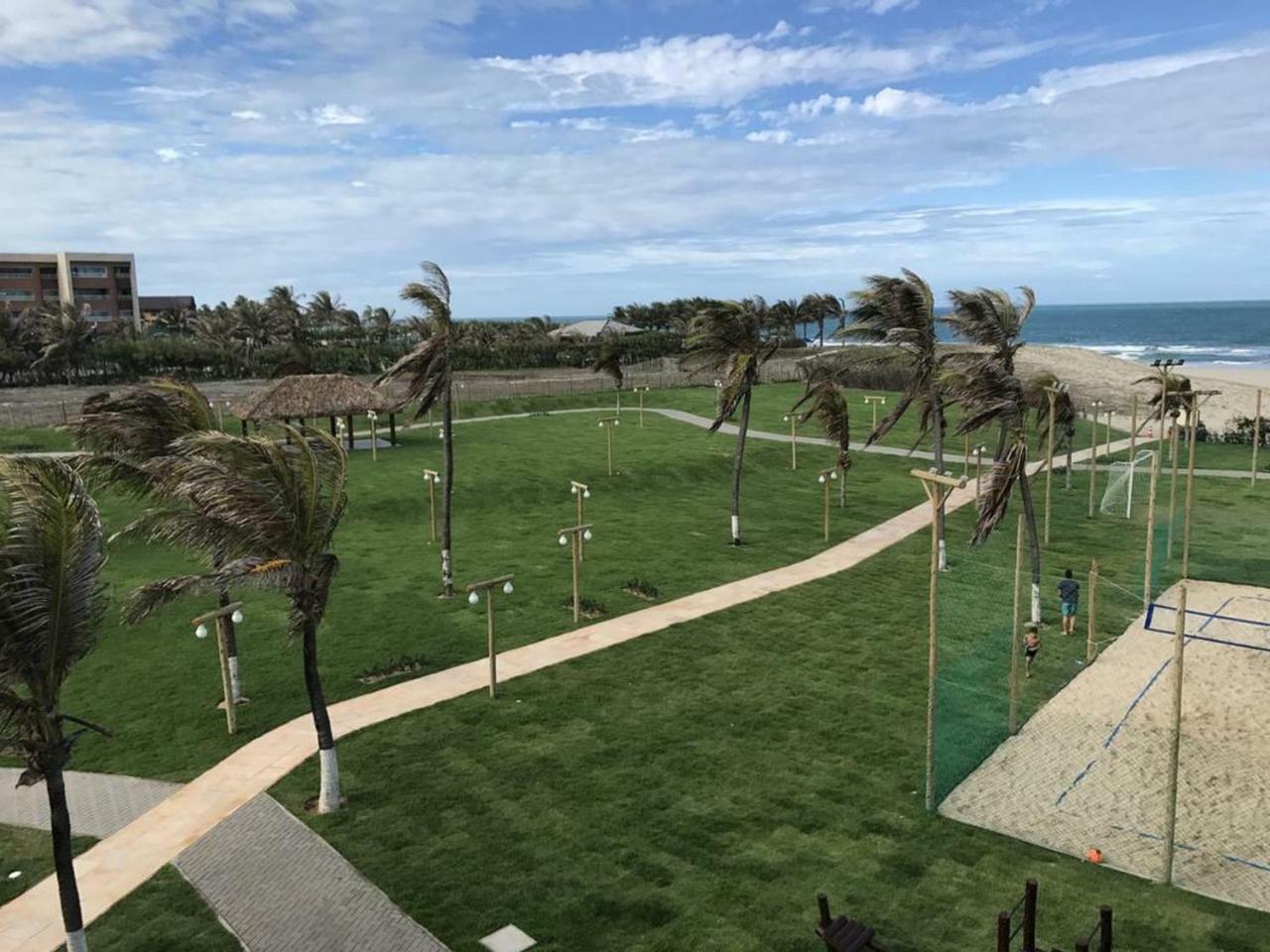 Apartamento Completo No Beach Living Porto Das Dunas - Apto Luxo Акирас Экстерьер фото